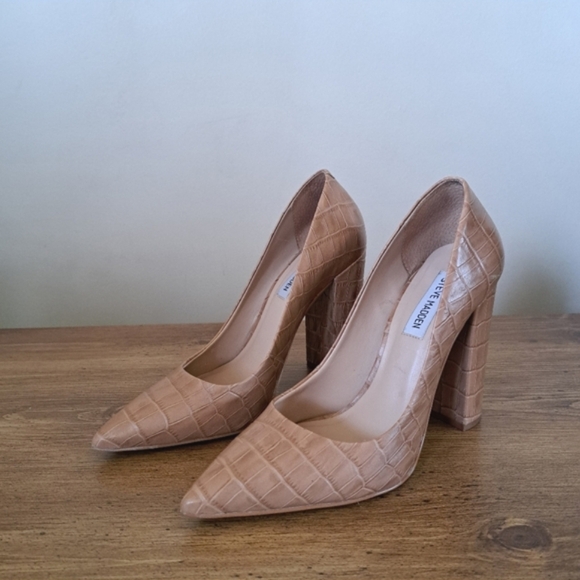 Steve Madden Heels Womens Size 9M Tan Brown Prance Pumps Crocodile Pointed Toe - Picture 15 of 15